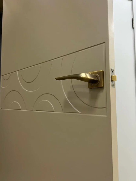 +Межкомнатная дверь "ГРУВ"