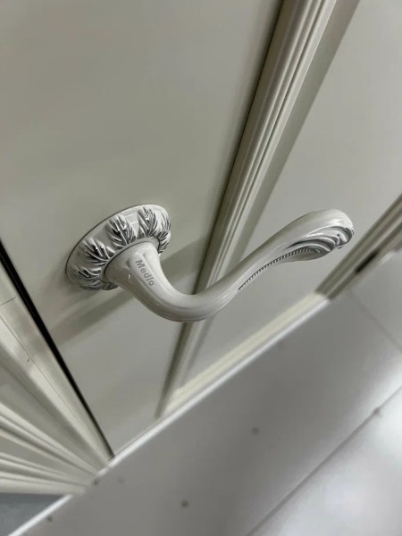 +Межкомнатная дверь "Тренто-3"