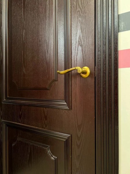 +Межкомнатная дверь "Тренто-4"