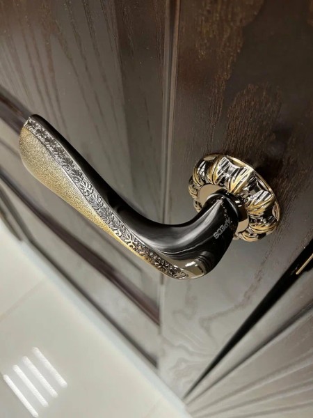 Межкомнатная дверь "№107"