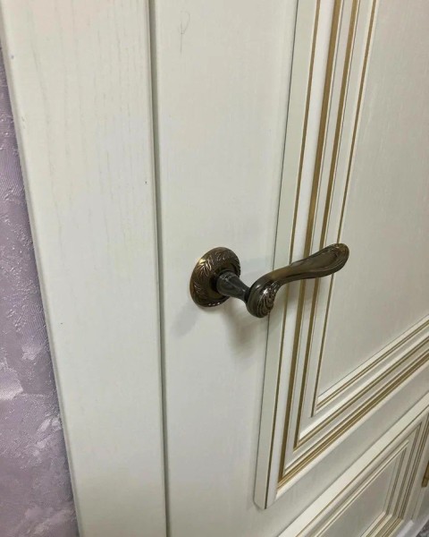 Межкомнатная дверь "№8"