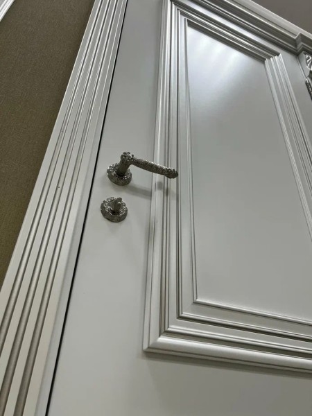 Межкомнатная дверь "№8"